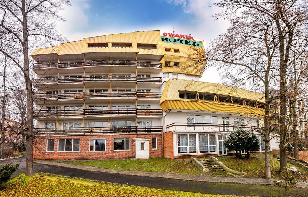 Hotel Gwarek Kudowa-Zdrój Exteriér fotografie