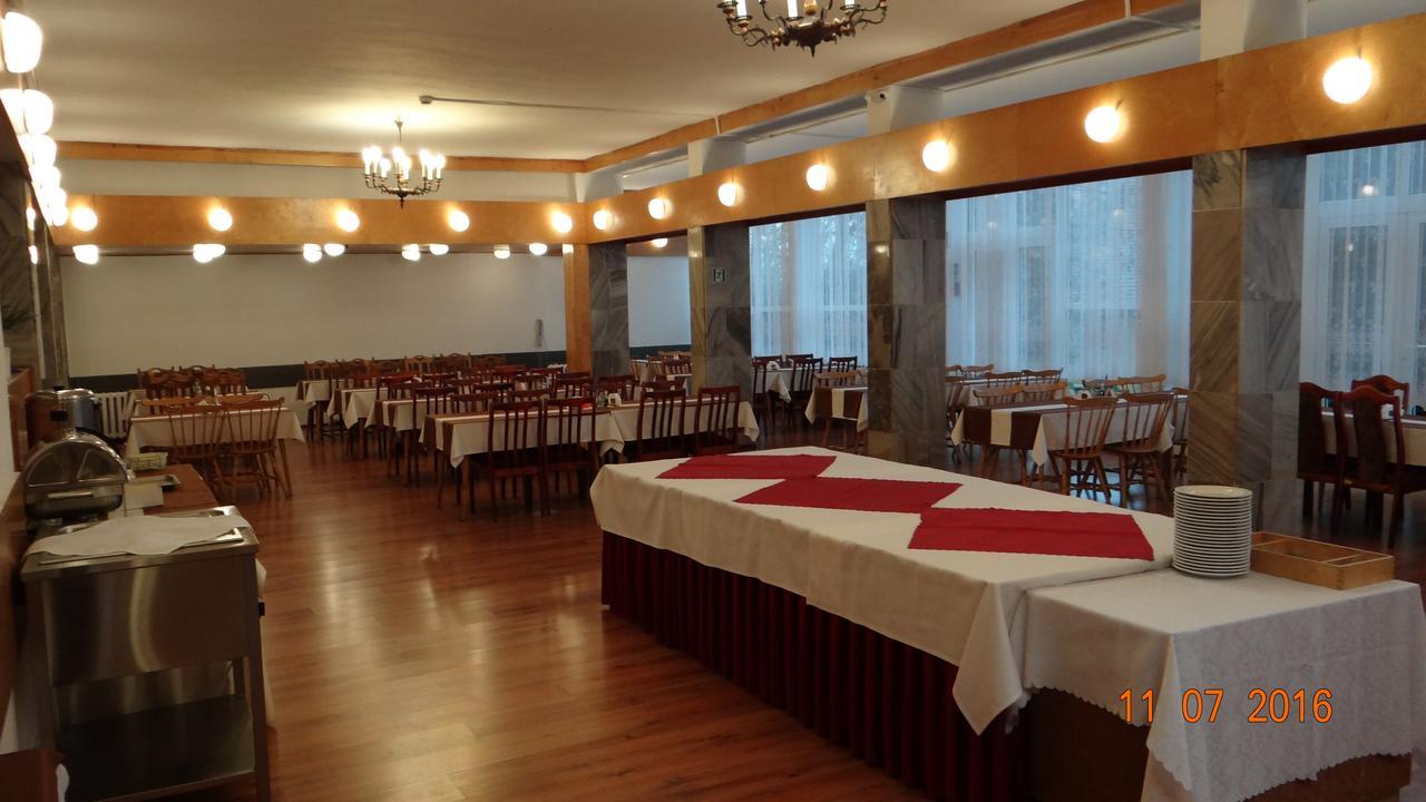 Hotel Gwarek Kudowa-Zdrój Exteriér fotografie