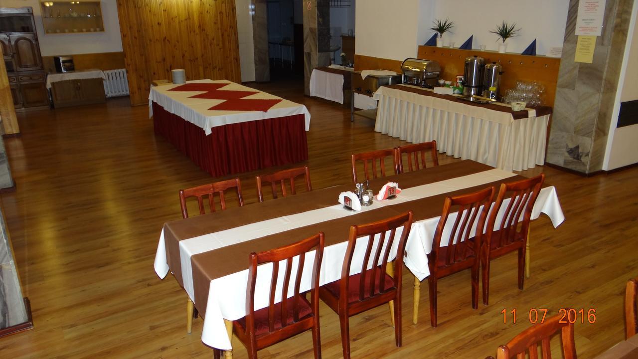 Hotel Gwarek Kudowa-Zdrój Exteriér fotografie